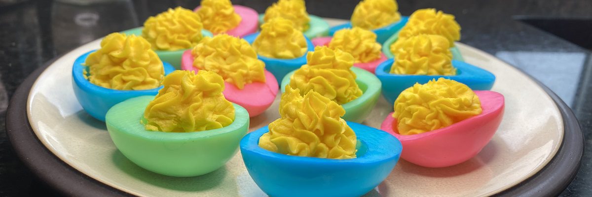 +Easter Deviled Eggs low carb spring colours easy 3096 - 1200x400